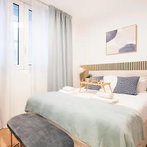 Easylife - Design And Relax In The Heart Of Apartment